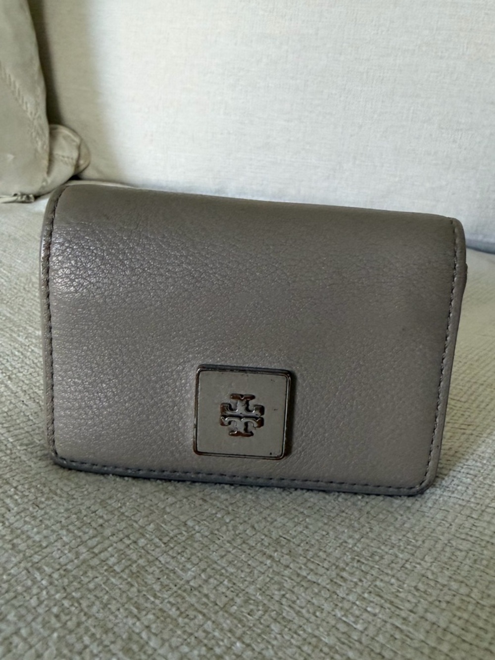 Tory Burch Leather Wallet in Taupe Gray with Silver Logo